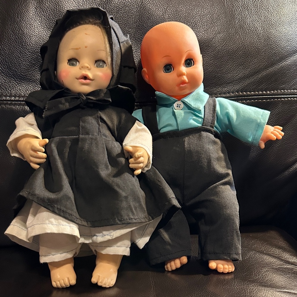 Boy and Girl Amish Dolls with original clothing